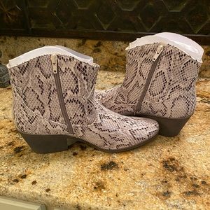 Never been worn boutique booties.
